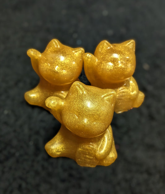 Golden lucky cat soap